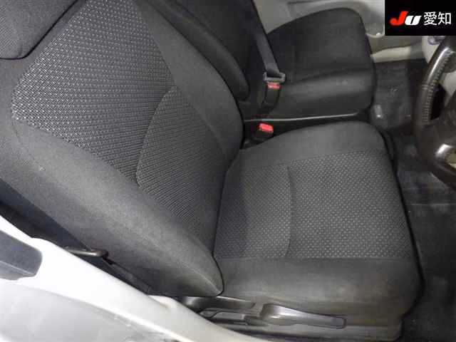 TOYOTA PASSO SETTE