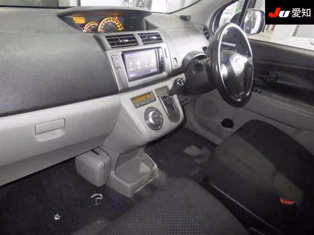 TOYOTA PASSO SETTE