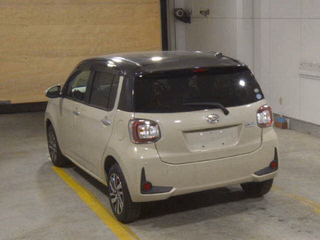DAIHATSU BOON