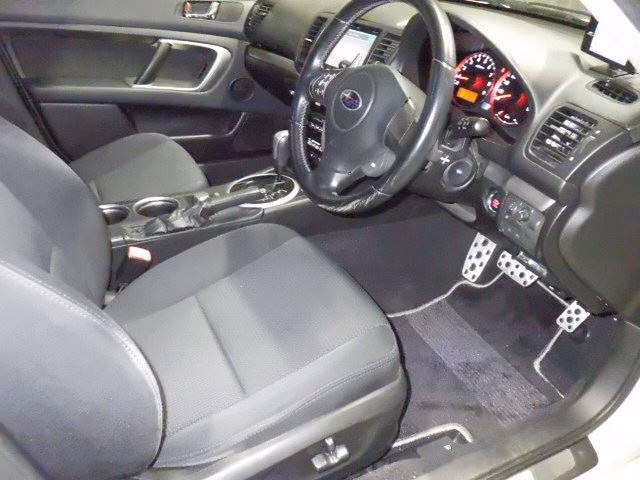 SUBARU LEGACY