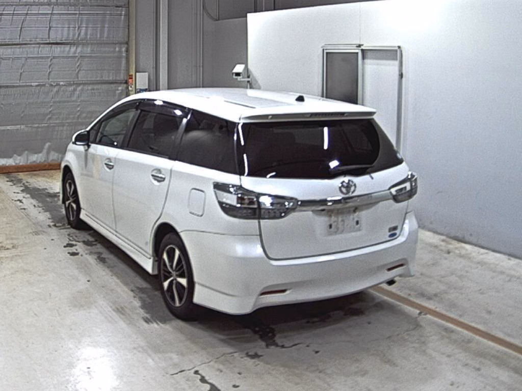 TOYOTA WISH