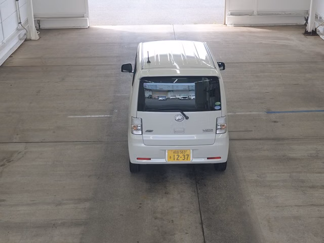 DAIHATSU MOVE CONTE