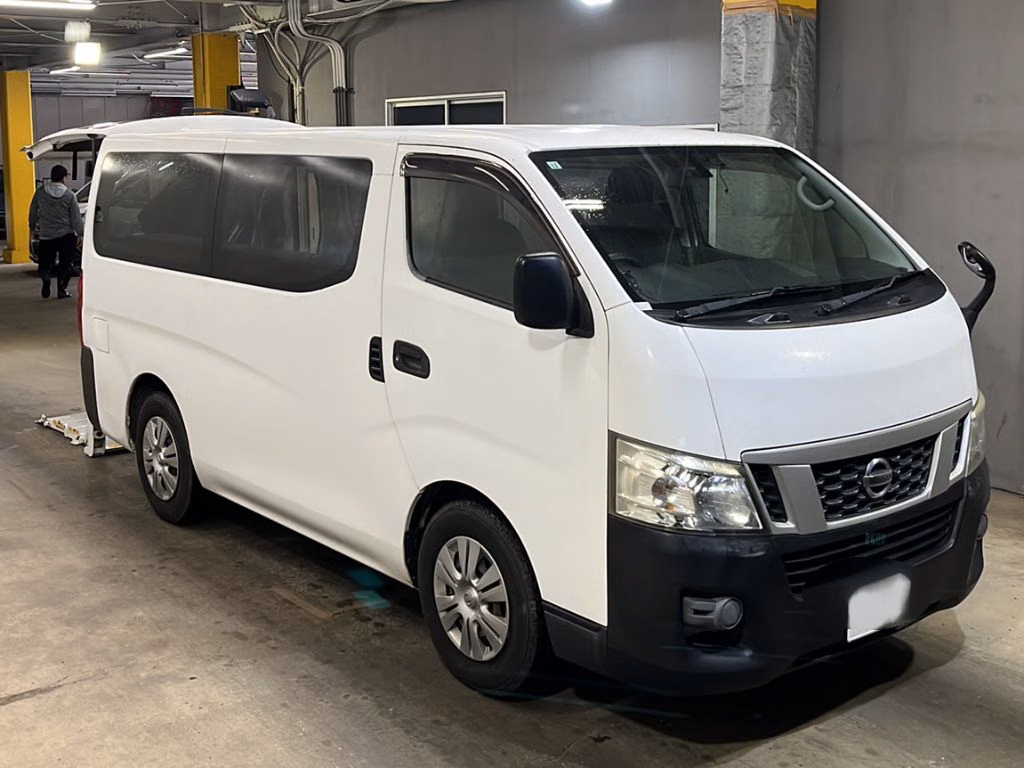 NISSAN NV350 CARAVAN
