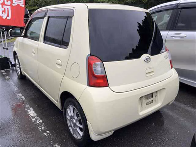 DAIHATSU ESSE