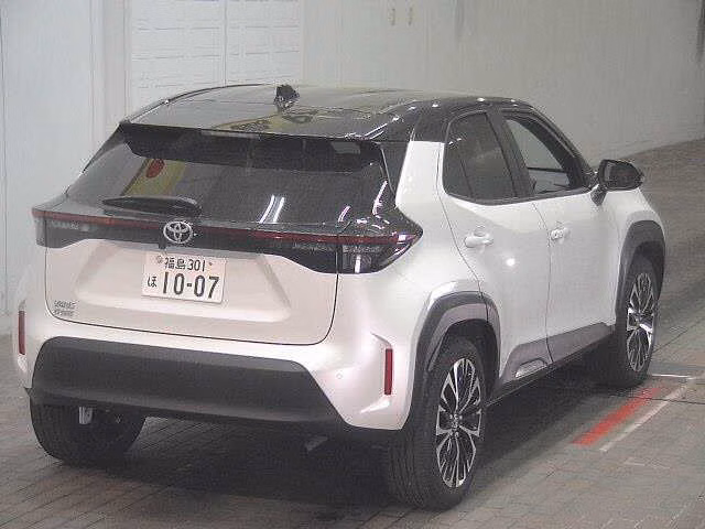 TOYOTA YARIS CROSS