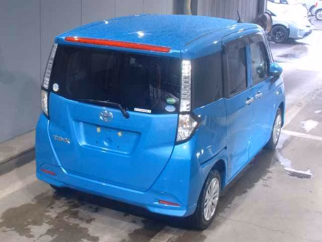 TOYOTA TANK