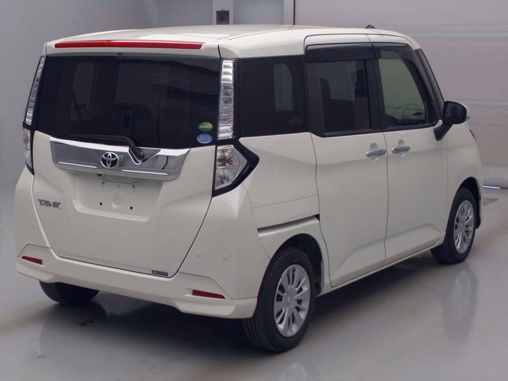 TOYOTA TANK