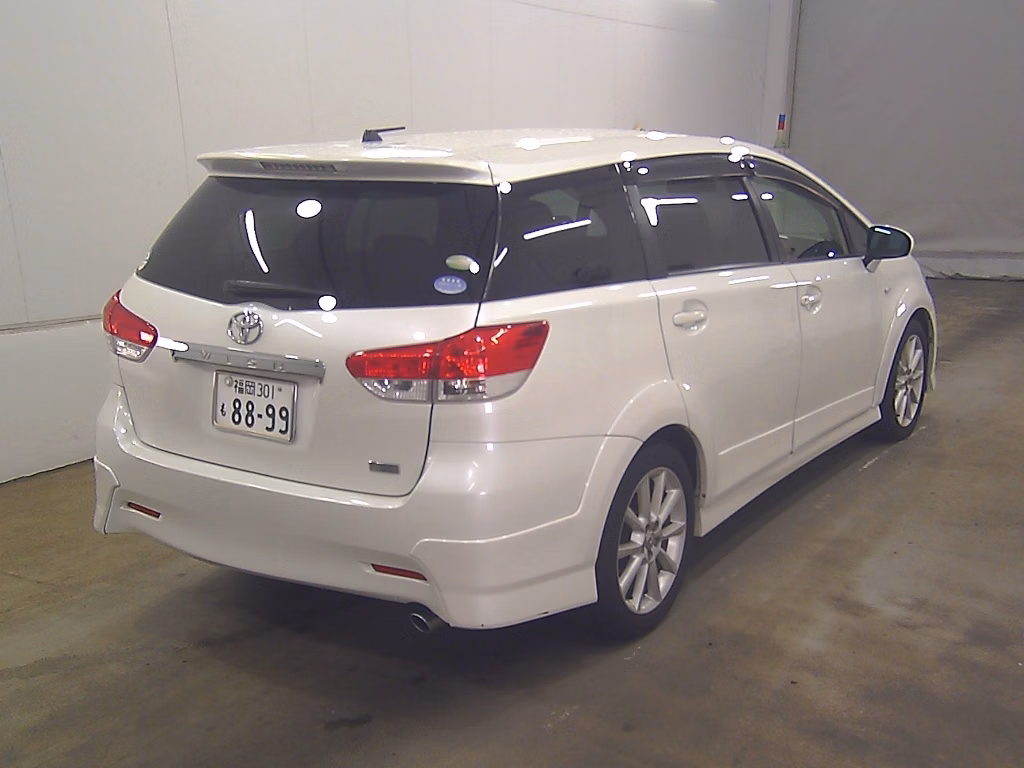 TOYOTA WISH