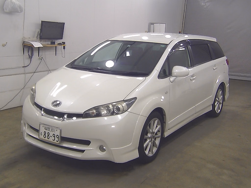 TOYOTA WISH