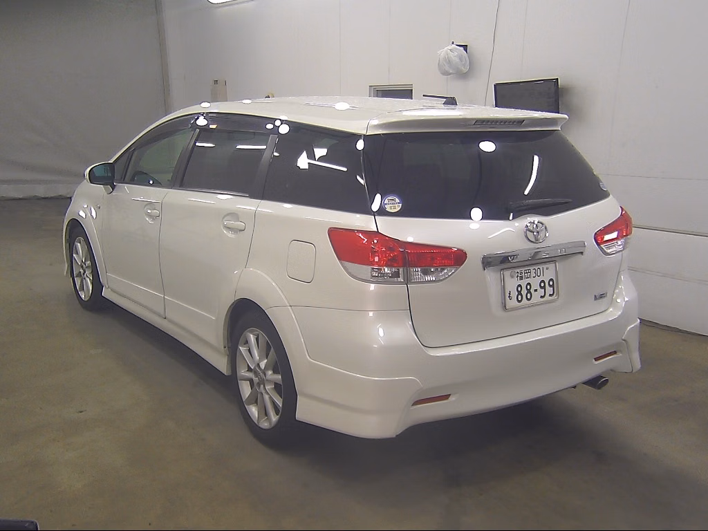 TOYOTA WISH