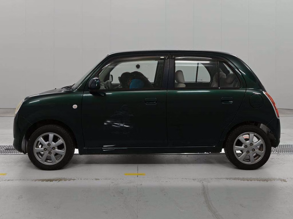 DAIHATSU MIRA GINO