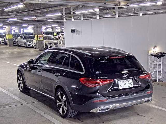 MERCEDES-BENZ C-CLASS