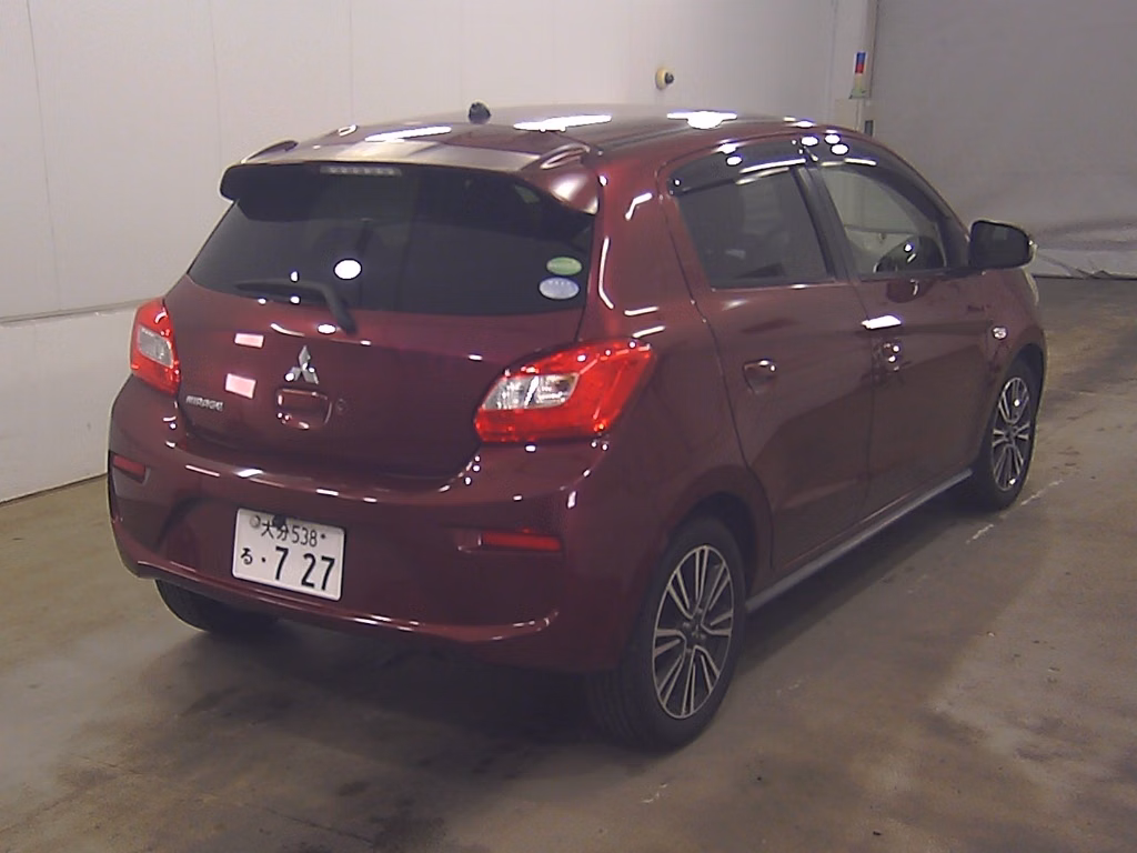 MITSUBISHI MIRAGE