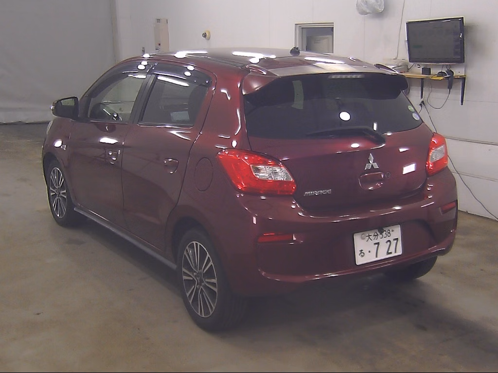 MITSUBISHI MIRAGE