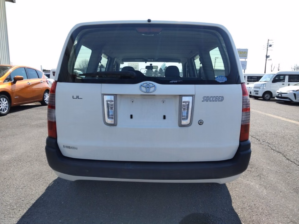 TOYOTA PROBOX