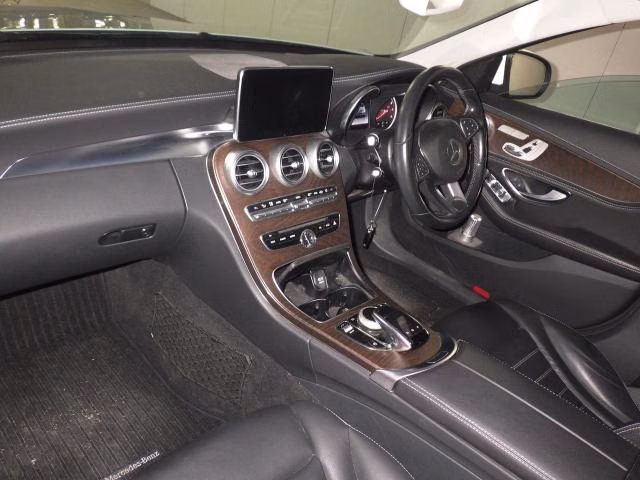 MERCEDES-BENZ C-CLASS