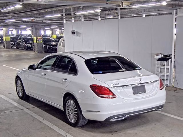 MERCEDES-BENZ C-CLASS