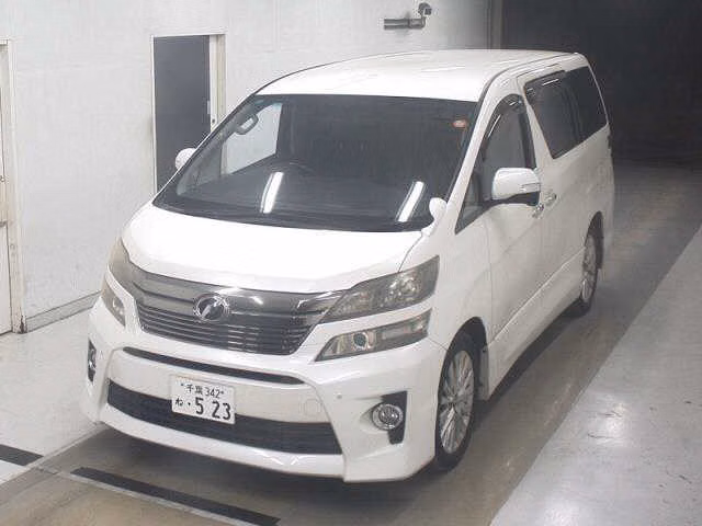 TOYOTA VELLFIRE