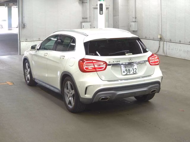 MERCEDES-BENZ GLA-CLASS
