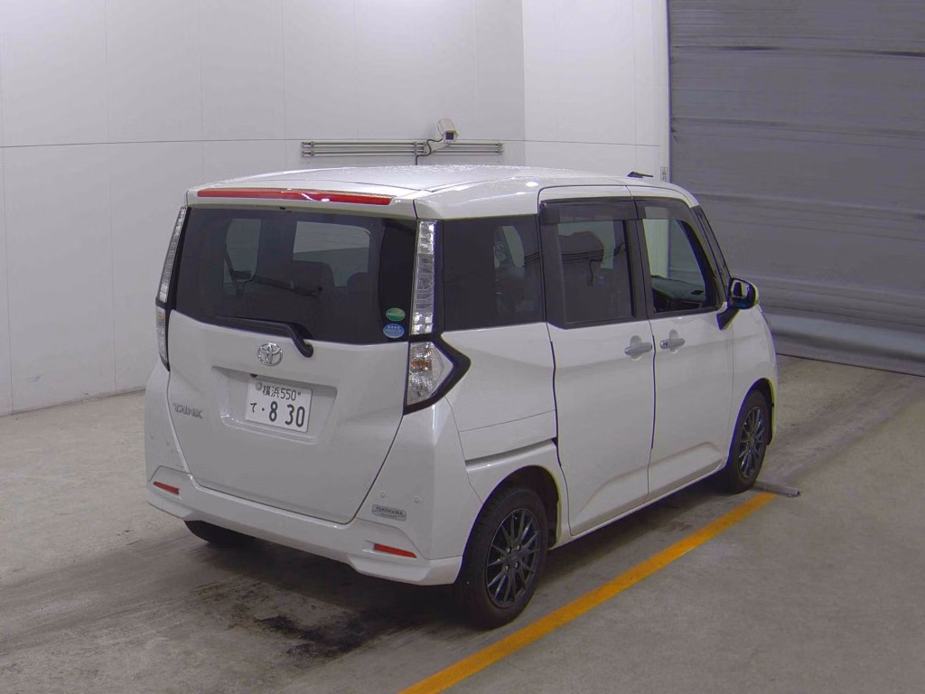 TOYOTA TANK