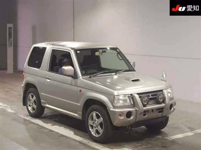 MITSUBISHI PAJERO MINI