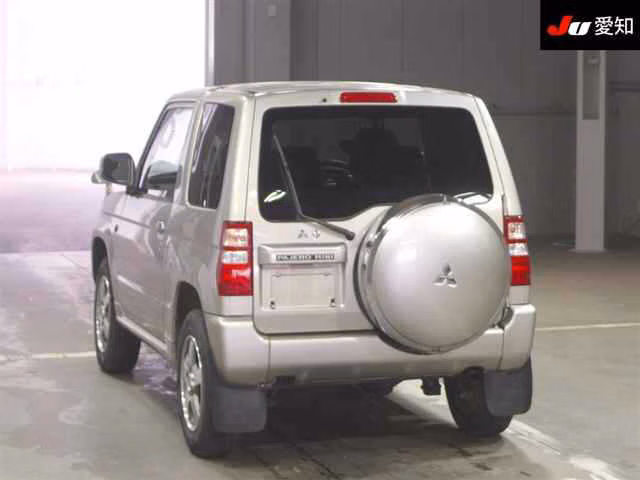 MITSUBISHI PAJERO MINI