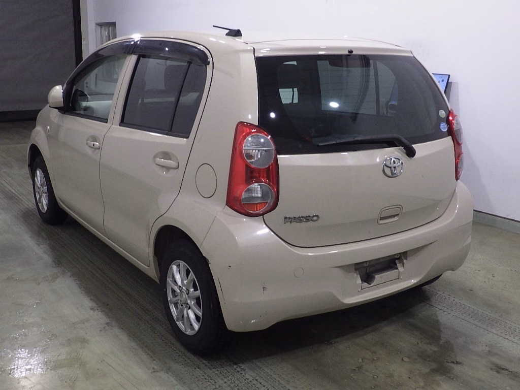 TOYOTA PASSO