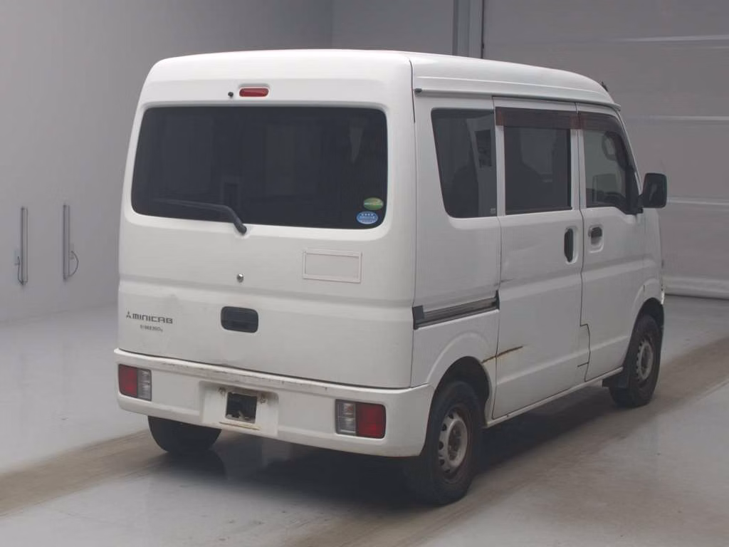 MITSUBISHI MINICAB
