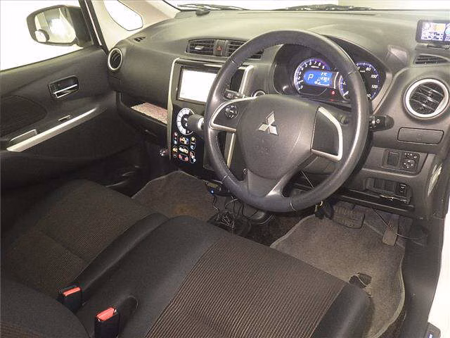 MITSUBISHI EK CUSTOM