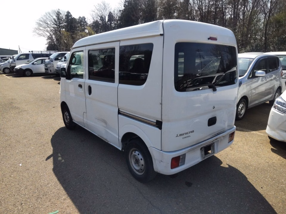 MITSUBISHI MINICAB
