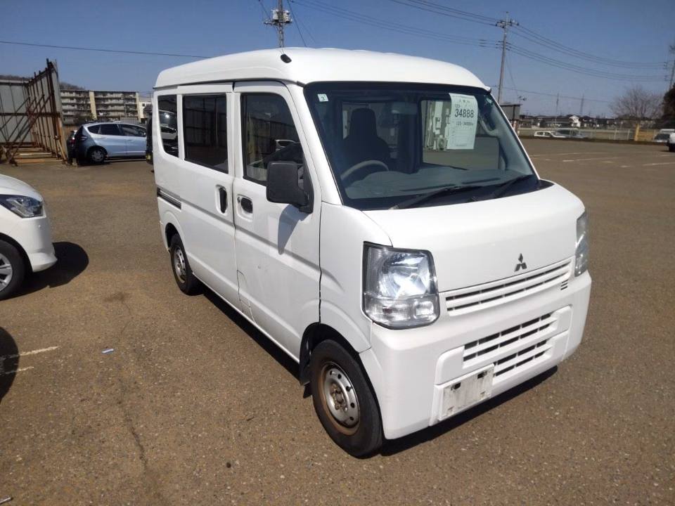 MITSUBISHI MINICAB