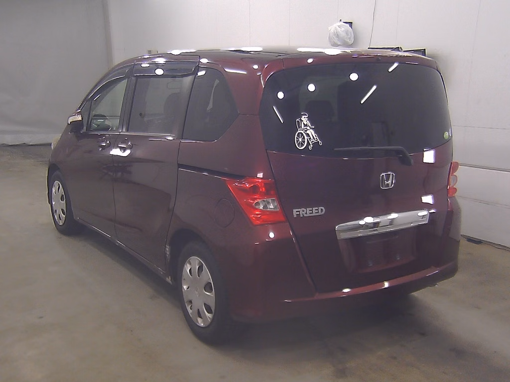 HONDA FREED