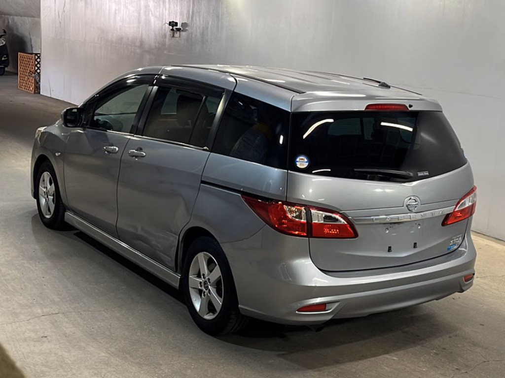 NISSAN LAFESTA