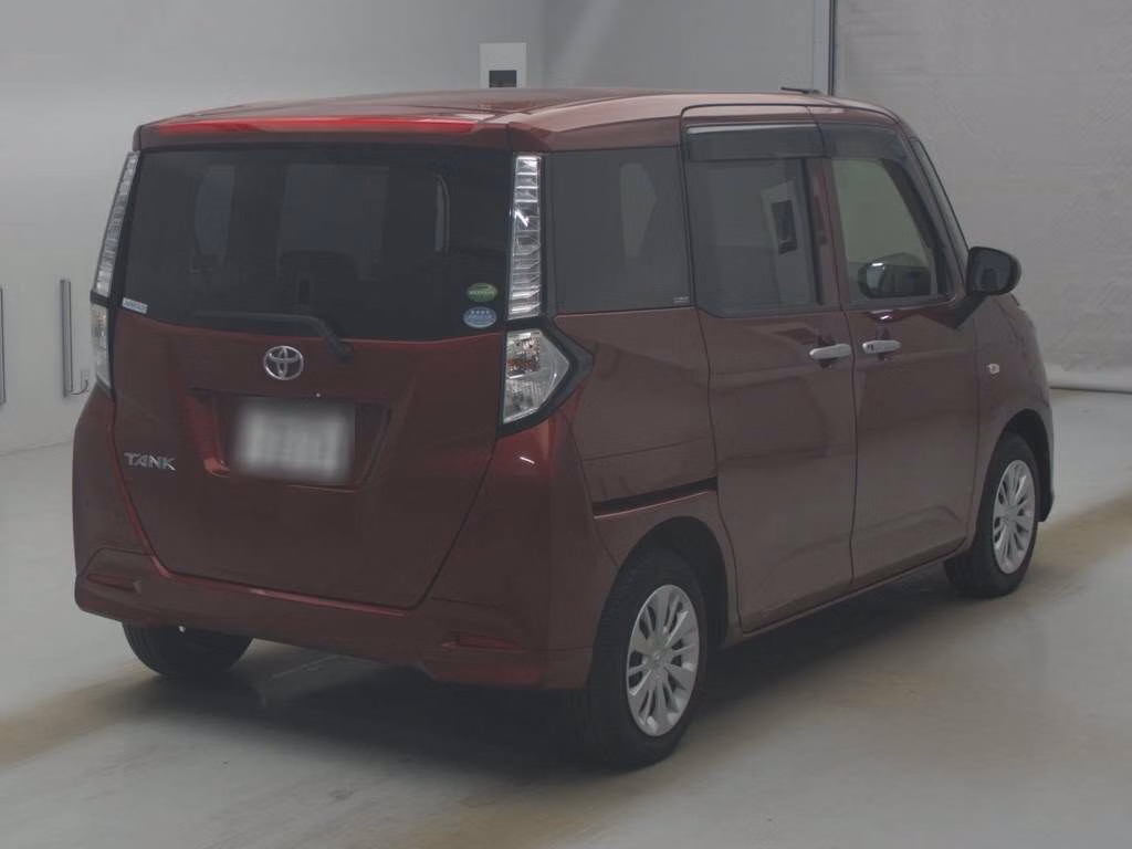 TOYOTA TANK