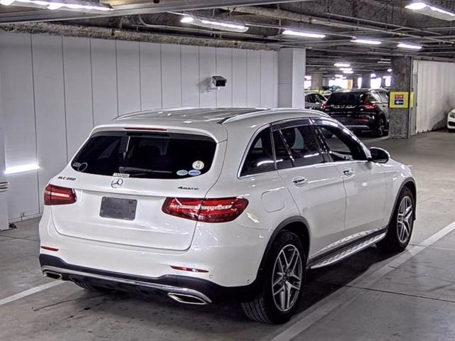 MERCEDES-BENZ GLC-CLASS