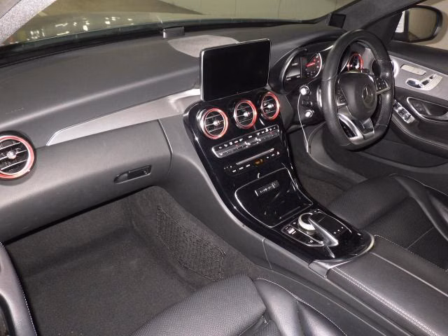 MERCEDES-BENZ C-CLASS