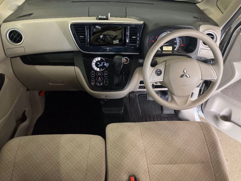MITSUBISHI EK SPACE