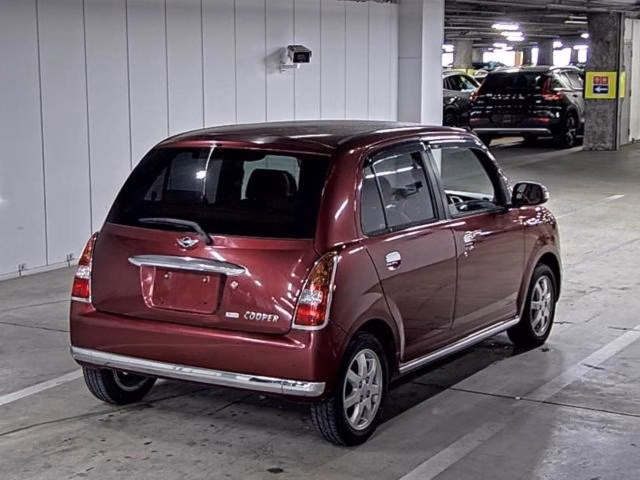 DAIHATSU MIRA GINO