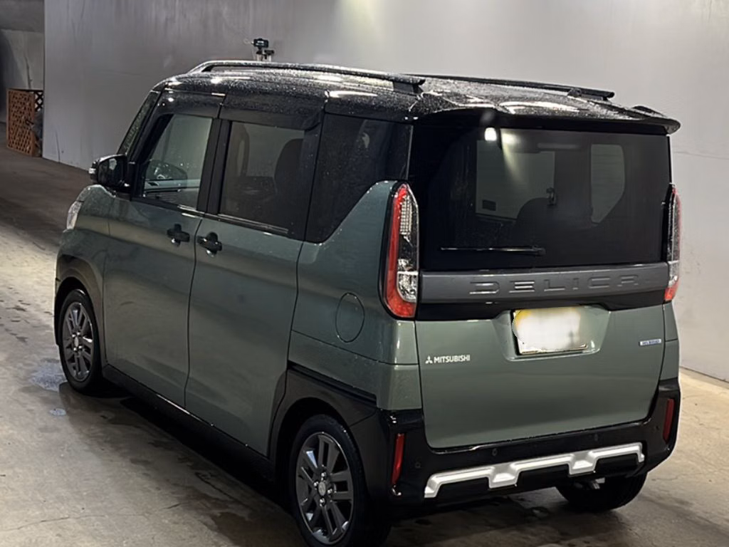 MITSUBISHI DELICA MINI