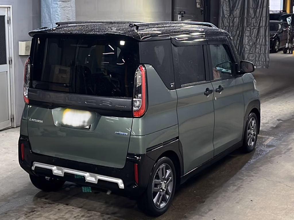 MITSUBISHI DELICA MINI
