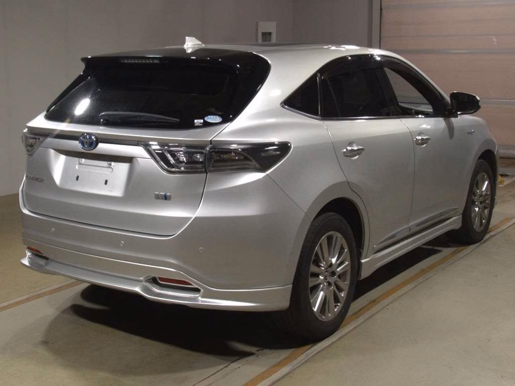 TOYOTA HARRIER
