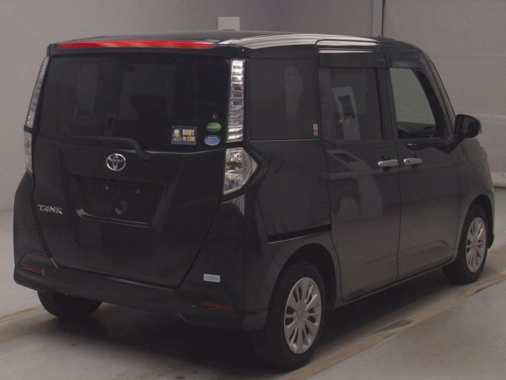 TOYOTA TANK