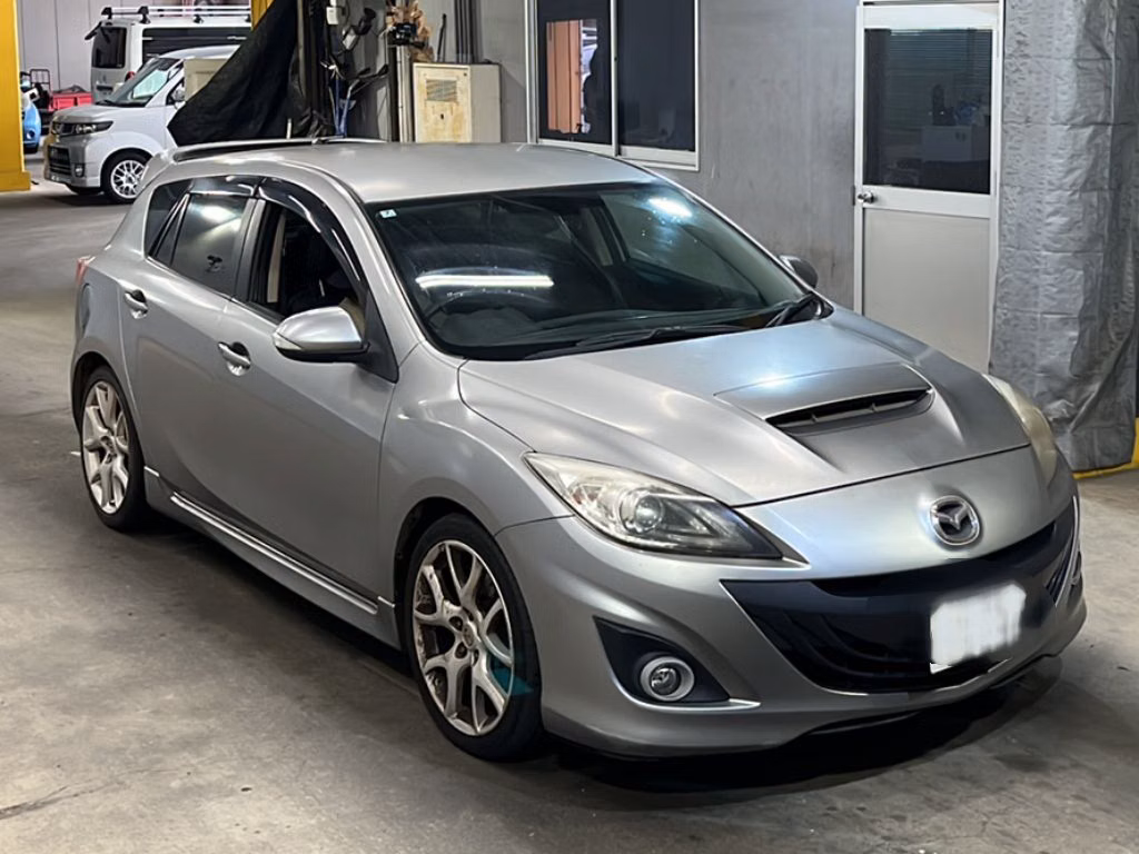 MAZDA AXELA