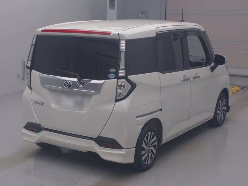 TOYOTA TANK