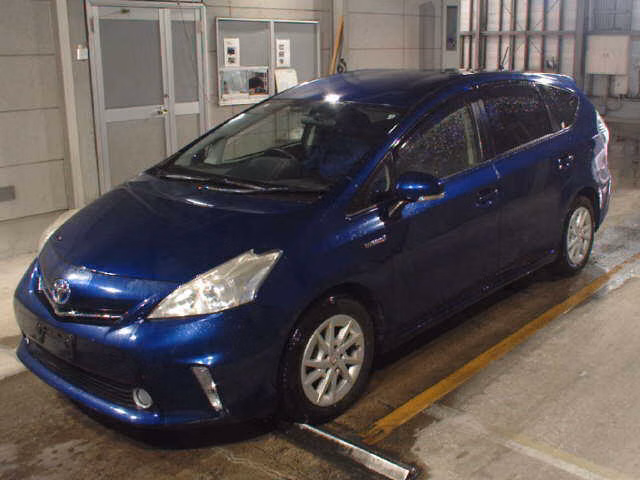 TOYOTA PRIUS ALPHA