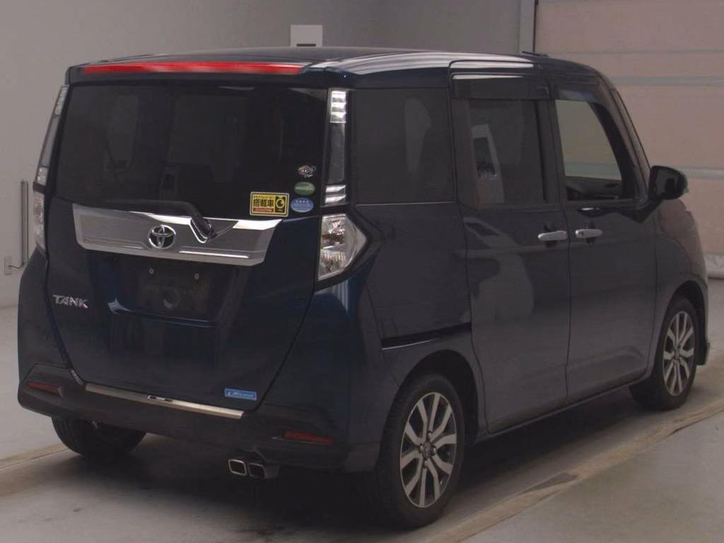 TOYOTA TANK