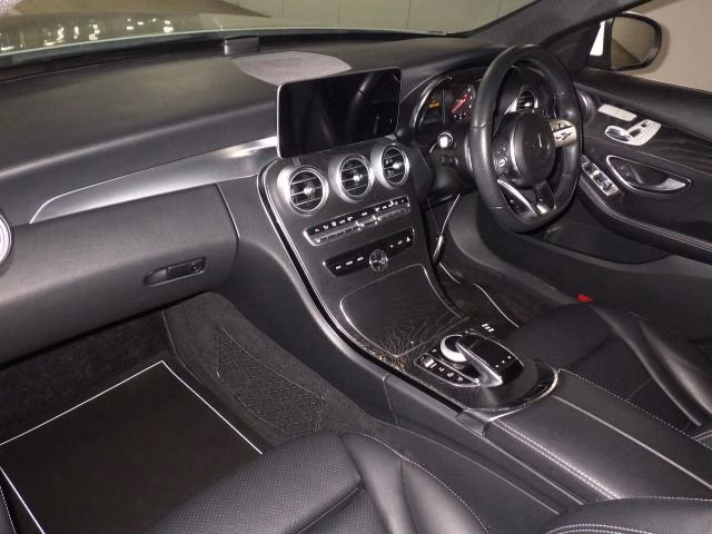 MERCEDES-BENZ C-CLASS