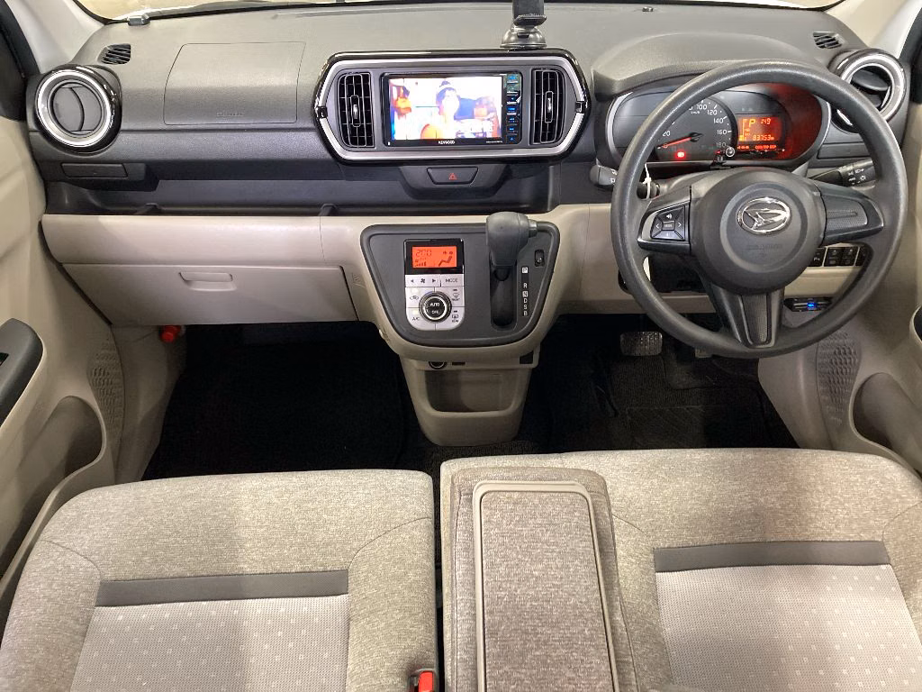 DAIHATSU BOON