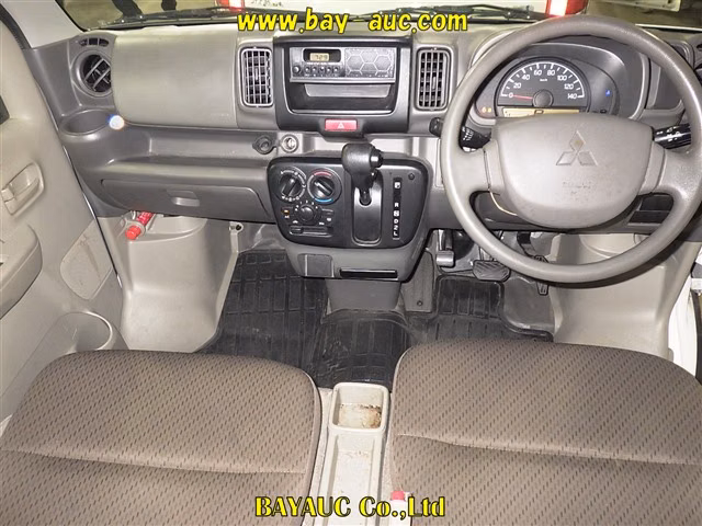 MITSUBISHI MINICAB