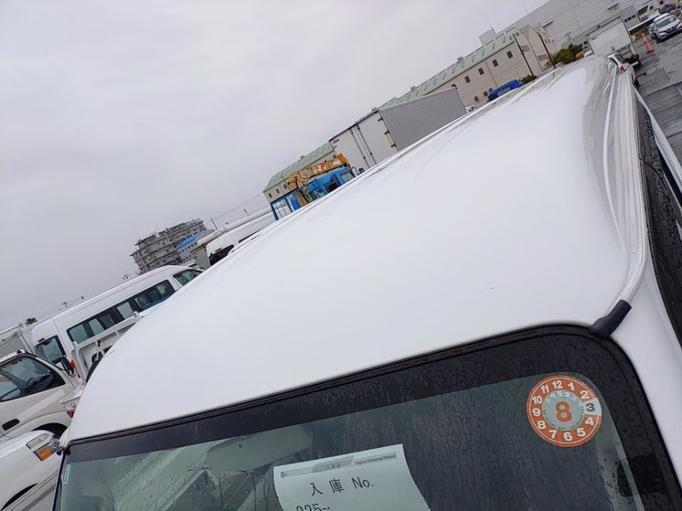 MITSUBISHI MINICAB